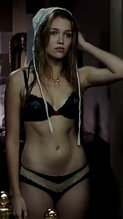 Lili Simmons Tits And Ass Scenes From Banshee And True Detective'