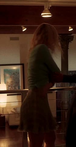 Elle Fanning In "A Rainy Day In New York"'