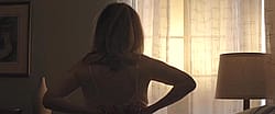 Julianne Moore Bed Plot-Gloria Bell'