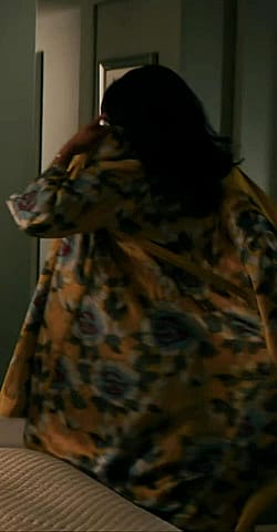 Rosalind Eleazar In "Deep Water" S01E02.'