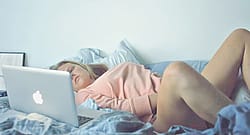 Amalie Lindegård Masturbating To Orgasm Plot In Nyforelsket'
