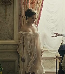 Léa Seydoux - Beautiful French Plot Reveal In 'Farewell, My Queen''