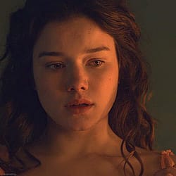 Hanna Mangan-Lawrence (at 20) In Spartacus: Vengeance'