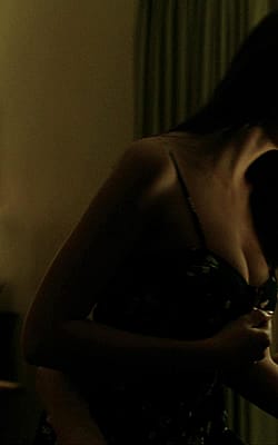 Emily Ratajkowski In "Gone Girl"'
