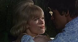 Judy Geeson - Here We Go Round the Mulberry Bush [1968]'