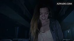 Scarlett Byrne - Lake Placid: The Final Chapter (2012)'