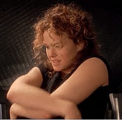 Dina Meyer in starship troopers'