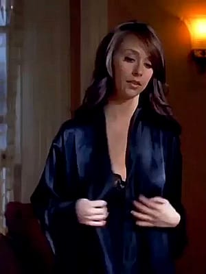 Jennifer Love Hewitt-Ghost Whisperer'