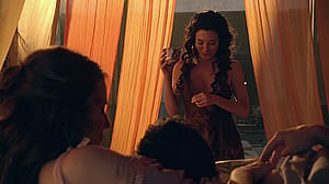 Lucy Lawless, Jaime Murray - Spartacus Gods of the Arena S01E03 (2011)'