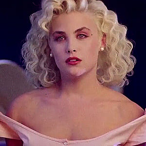 Sherilyn Fenn in Two Moon Junction'