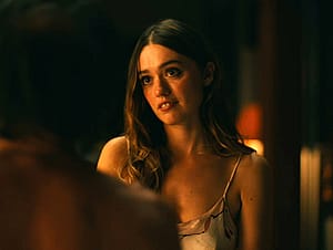 Aimee Lou Wood - The White Lotus S03E02 (2025)'