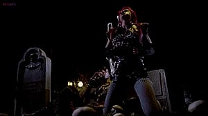 Linnea Quigley - The Return of the Living Dead (1985)'