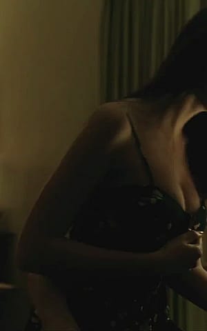 Emily Ratajkowski - Gone Girl (2014)'