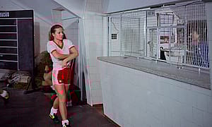 Vera Zimmermann, Carla Camurati, Cristina Mutarelli, others - Onda Nova (BR1983) - post-game communal showers'