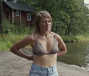 Inka Kallén in 'The Wait' (2021)'