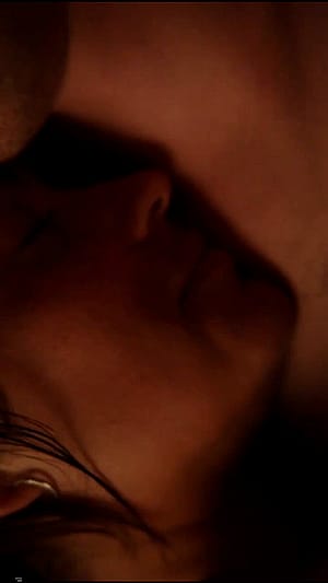 Kerry Bennett - Threesome (S02E05)(2022)'