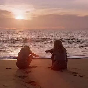 Dona Speir & Hope Marie Carlton - Savage Beach (1989)'