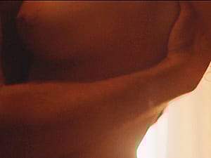 Emma Mackey - Eiffel (2021) HD'