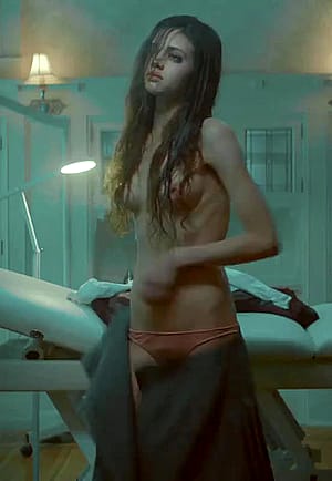 India Eisley'