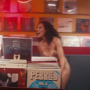 Selma Lhaij - Vernon Subutex s01e01 (2019)'